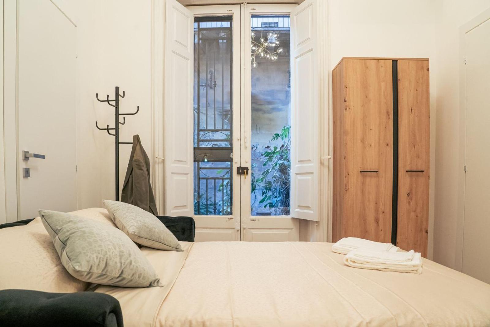 Elegant Design Apartment In Historical City Center Catánia Buitenkant foto