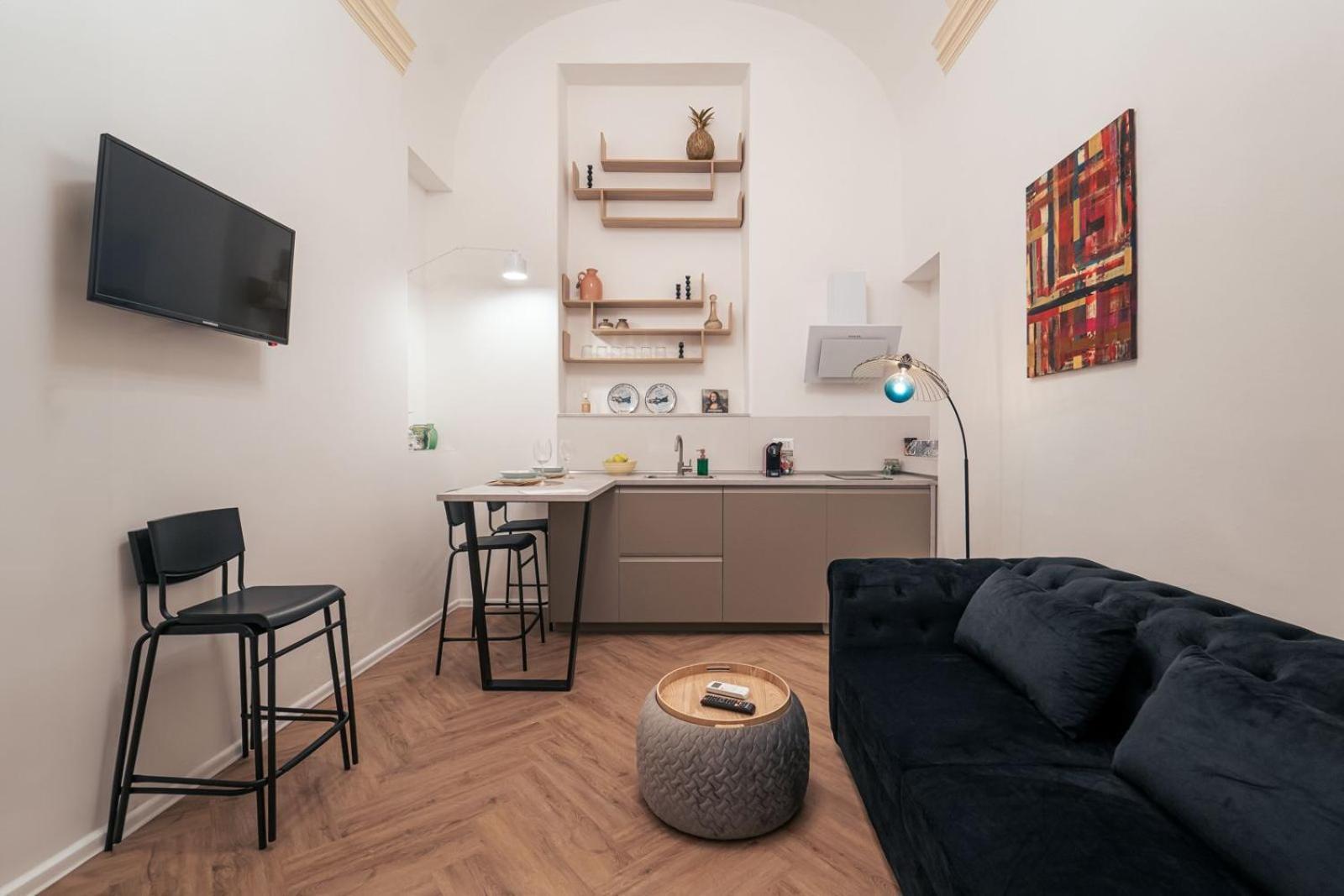 Elegant Design Apartment In Historical City Center Catánia Buitenkant foto