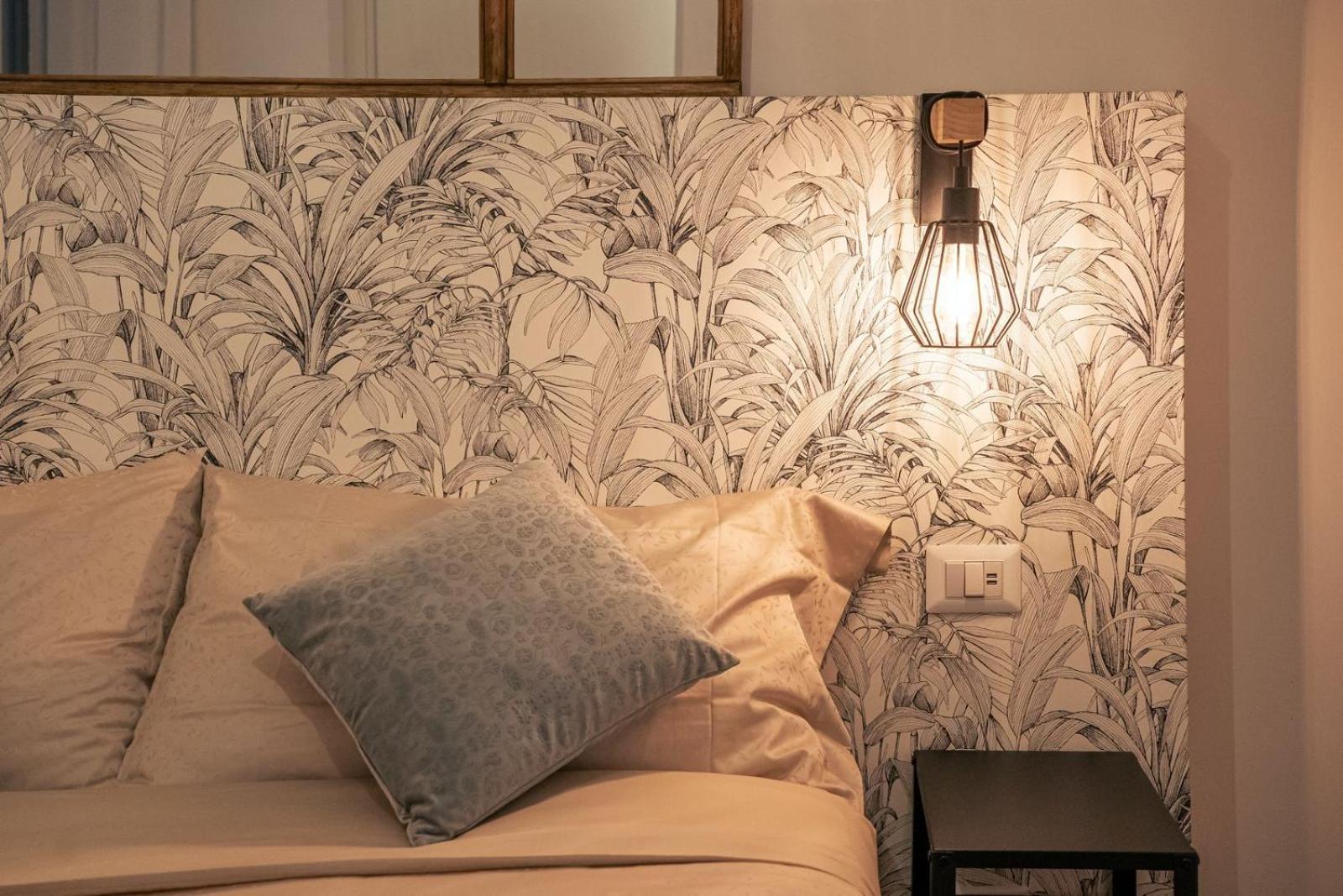 Elegant Design Apartment In Historical City Center Catánia Buitenkant foto